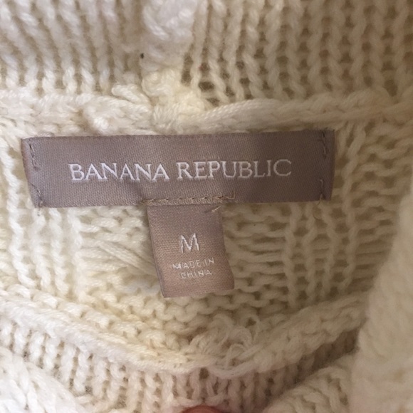 Banana Republic Cream Cable Knit Sweater Size M - Picture 2 of 3
